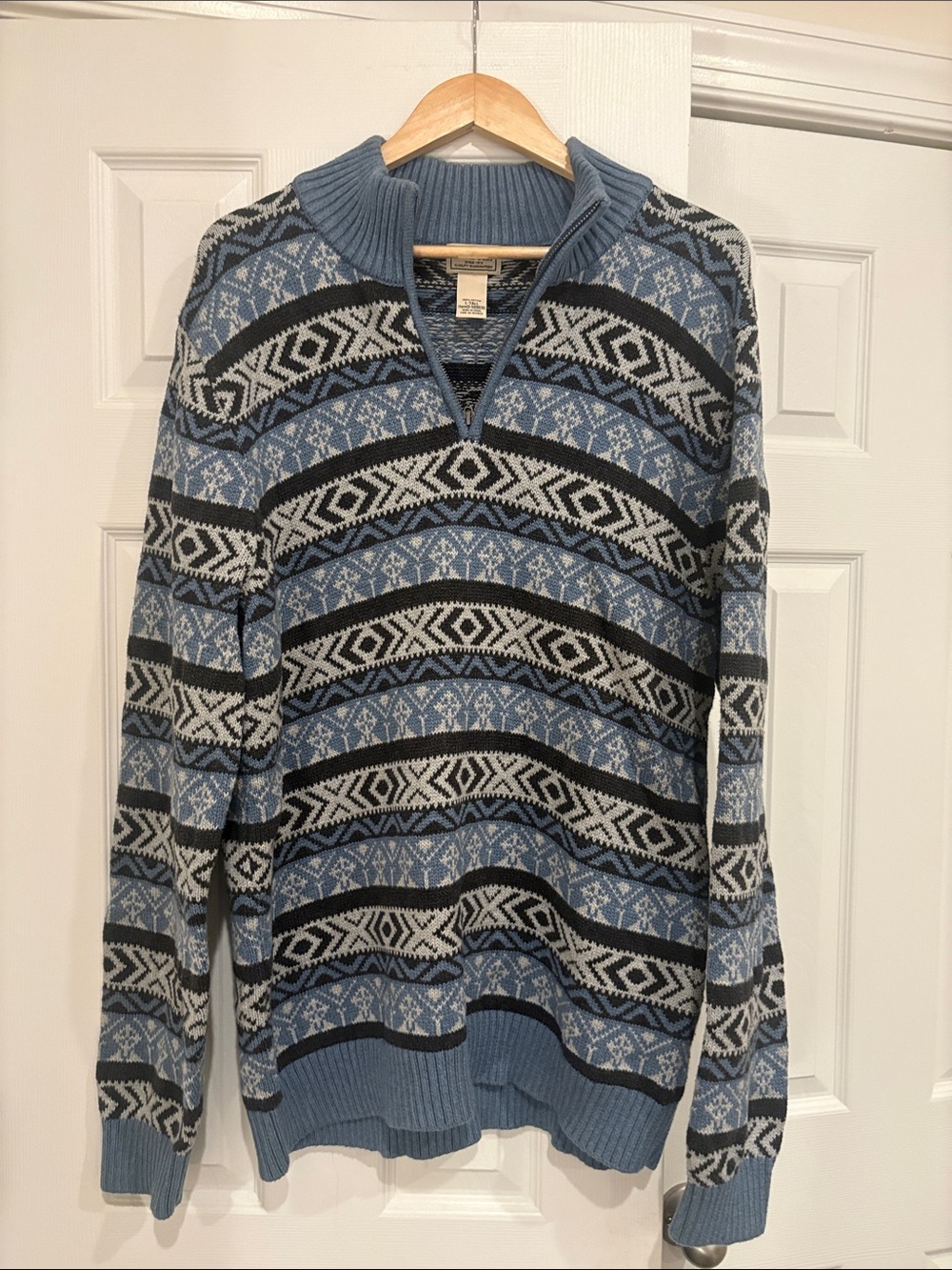 L.L. Bean Men's Blue Patterned Half-Zip Sweater